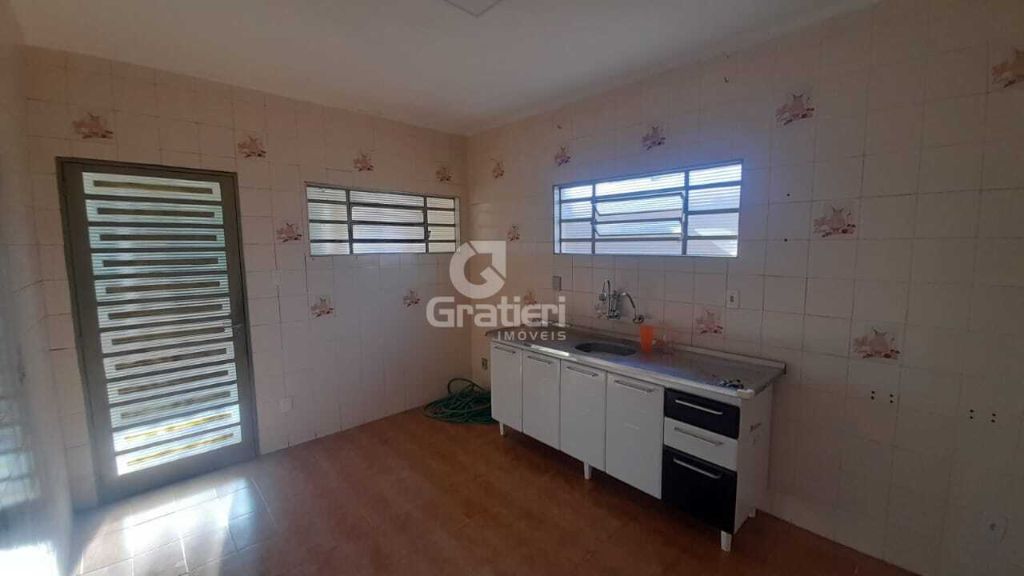 Casa 4 dormitórios sendo 1 suíte Jardim Paulistano