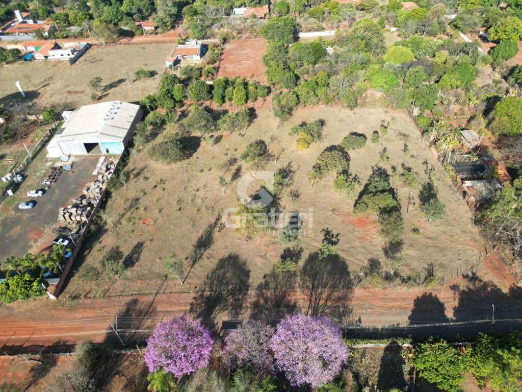 Chácara no portal das laranjeiras c/ 5.000 m²