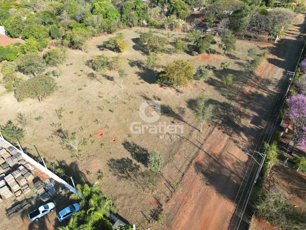 Chácara no portal das laranjeiras c/ 5.000 m²
