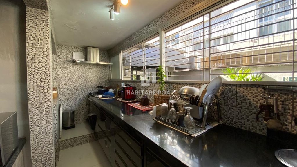Apartamento de 4 dormitórios com suíte para alugar na bela v