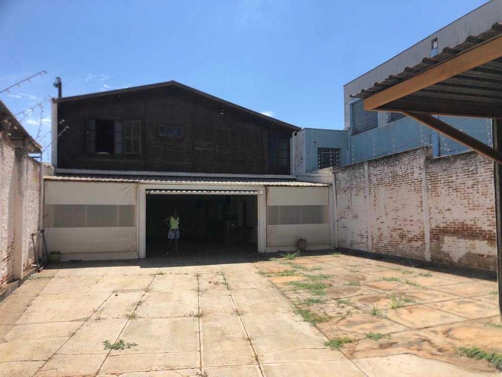 Venda de Casas / Padrão na cidade de Araraquara