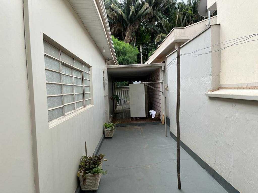Venda de Casas / Padrão na cidade de Araraquara