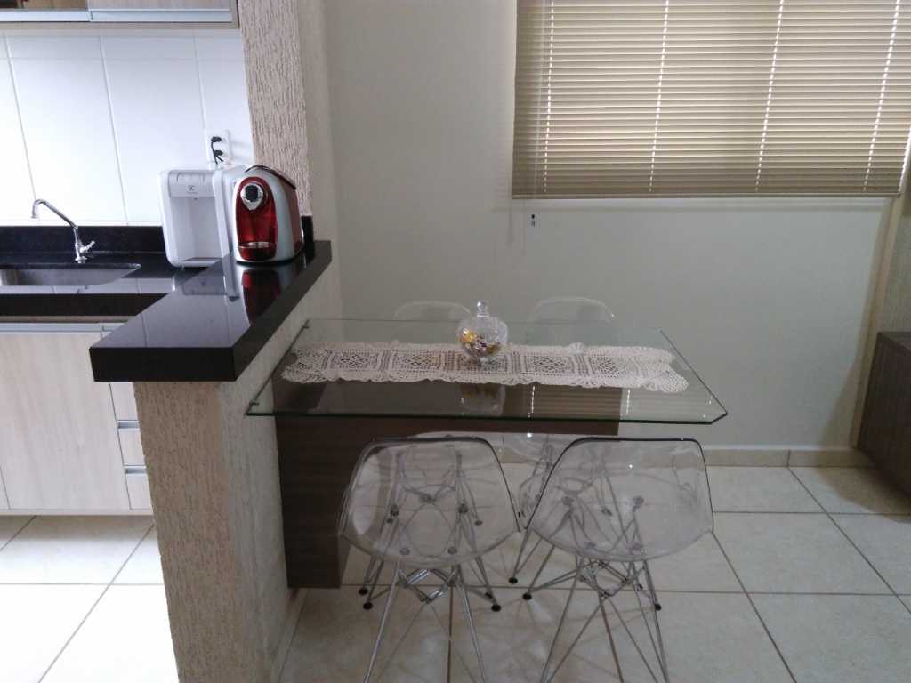 Venda de apartamentos / padrão na cidade de araraquara