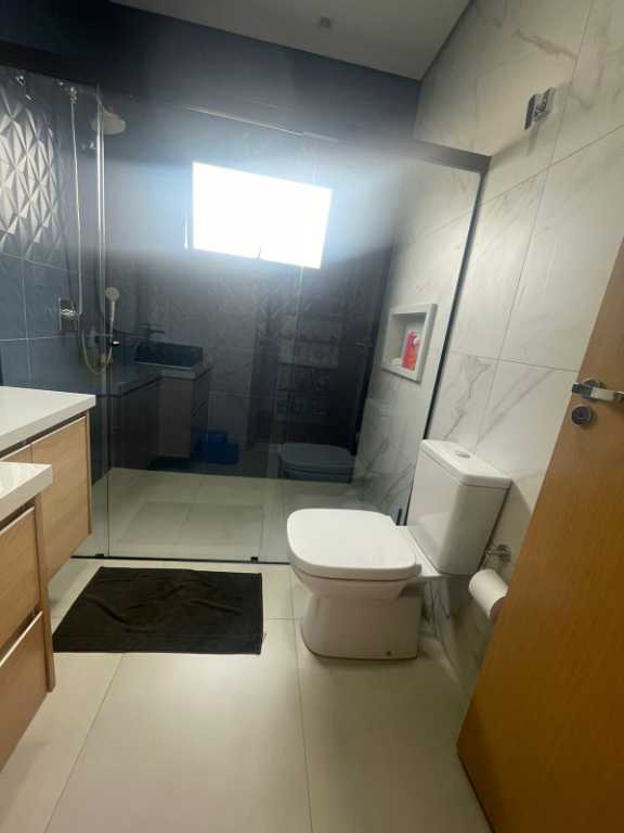 Venda de Casas / Condomínio na cidade de Araraquara