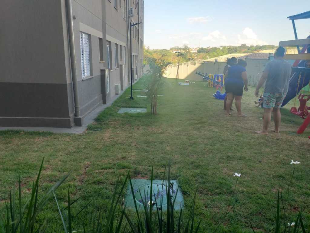 Venda de apartamentos / padrão na cidade de araraquara