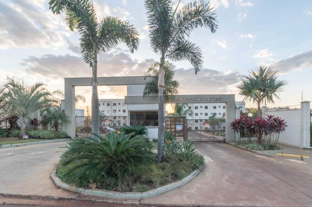 Venda de apartamentos / padrão na cidade de araraquara