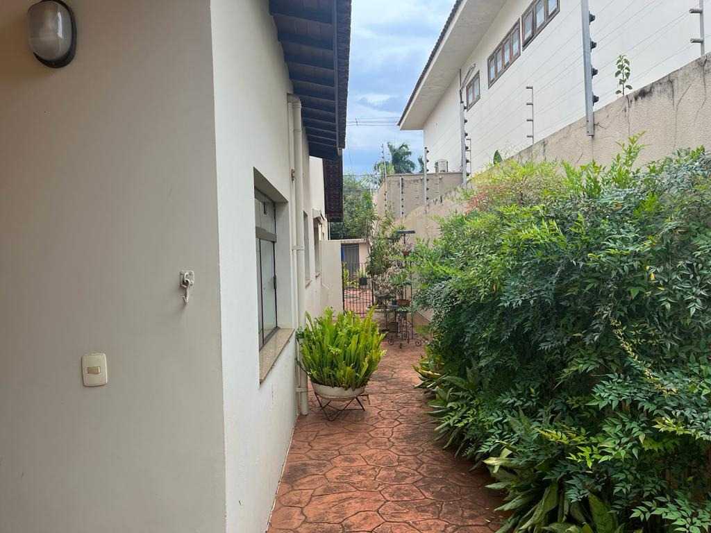 Venda de Casas / Sobrado na cidade de Araraquara