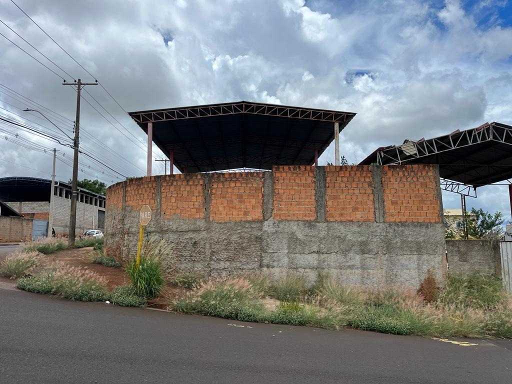 Venda de comercial / barracão/galpão na cidade de araraquara