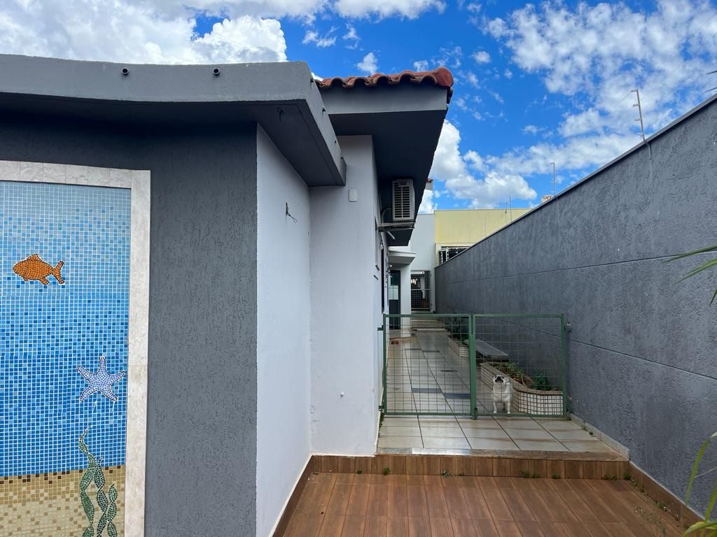 Venda de Casas / Padrão na cidade de Araraquara