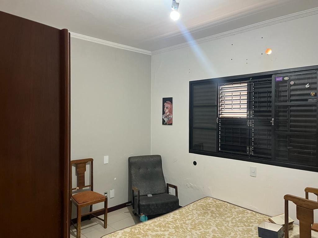 Venda de Casas / Padrão na cidade de Araraquara