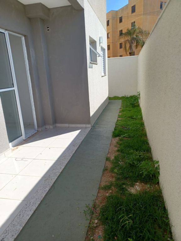 Venda de apartamentos / padrão na cidade de araraquara