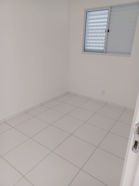 Venda de apartamentos / padrão na cidade de araraquara