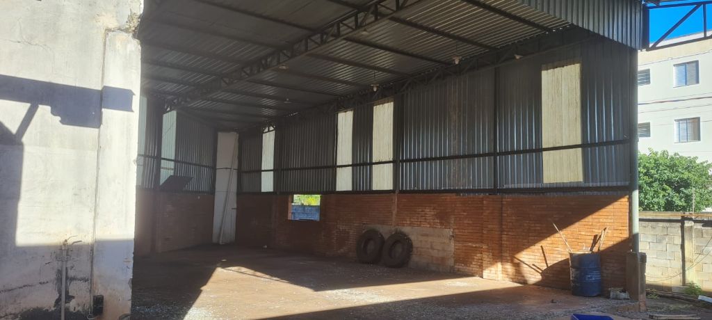 Venda de comercial / barracão/galpão na cidade de araraquara