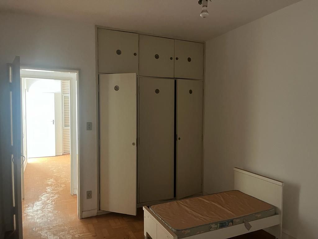Venda de apartamentos / padrão na cidade de araraquara