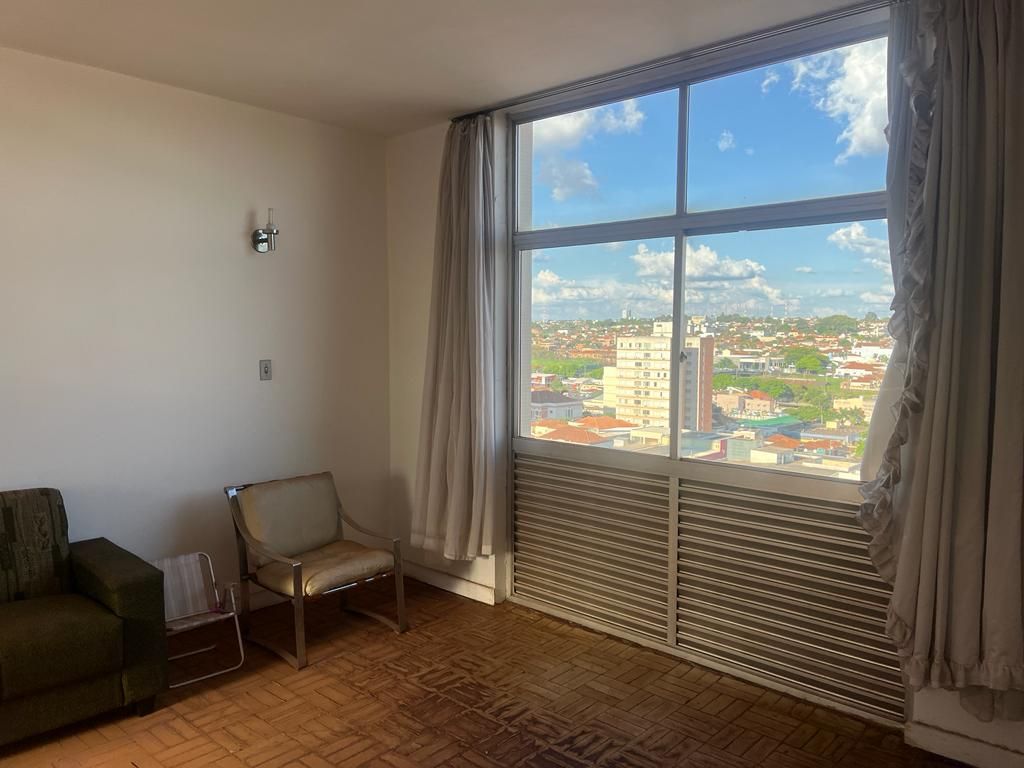 Venda de apartamentos / padrão na cidade de araraquara