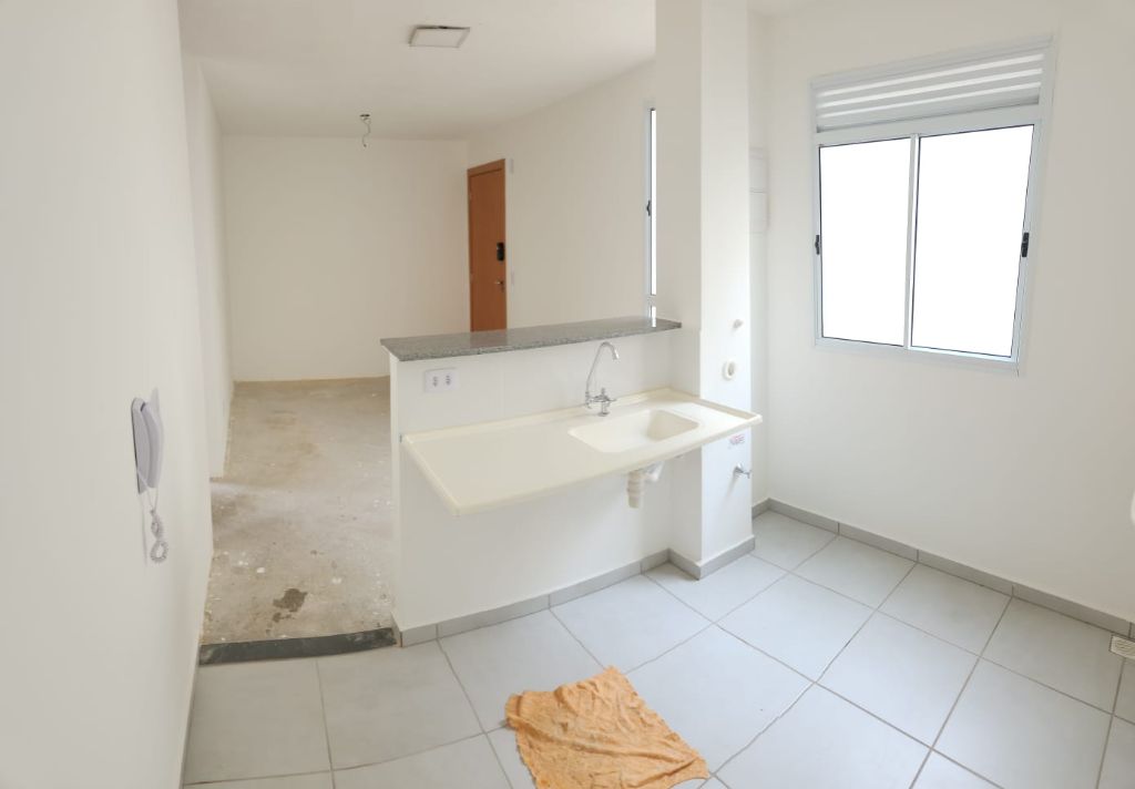 Venda de Apartamentos / Padrão na cidade de Araraquara