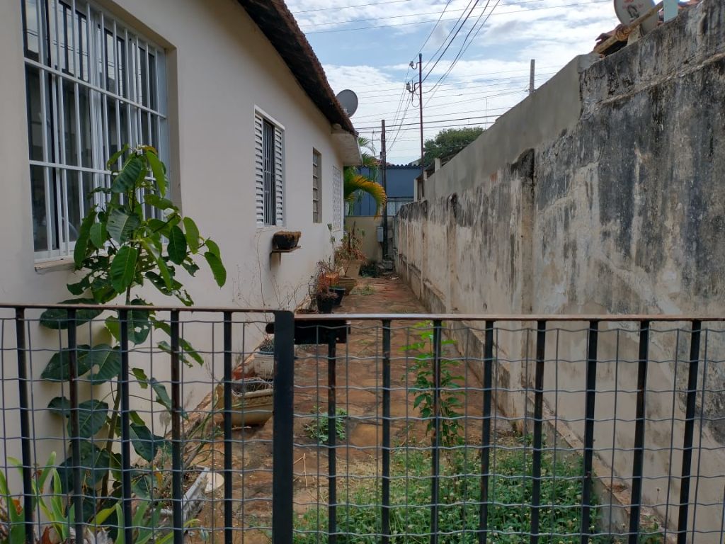 Venda de Casas / Padrão na cidade de Araraquara