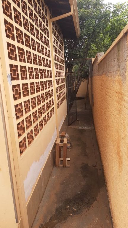 Venda de Casas / Padrão na cidade de Araraquara