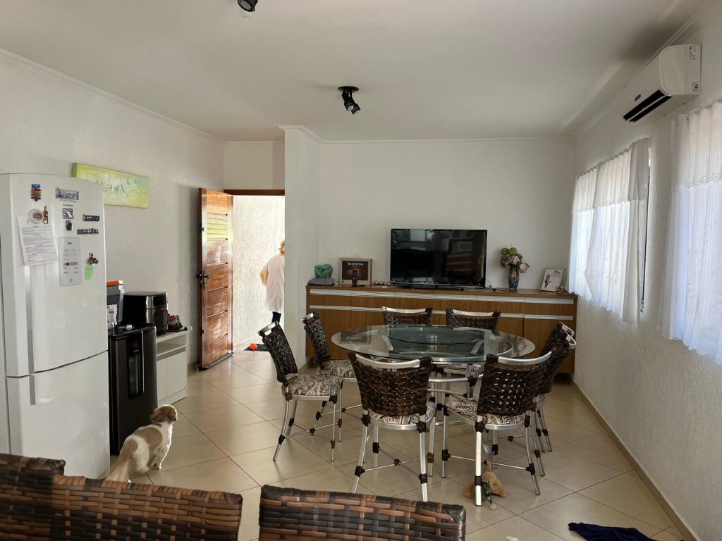 Venda de Casas / Padrão na cidade de Araraquara