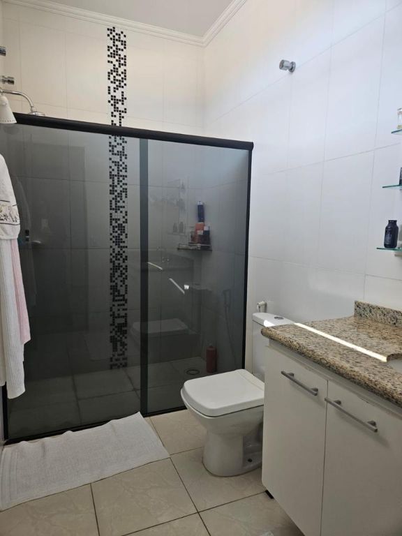 Venda de Casas / Padrão na cidade de Araraquara