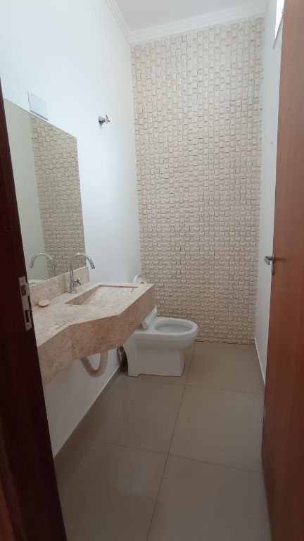 Venda de Casas / Padrão na cidade de Araraquara