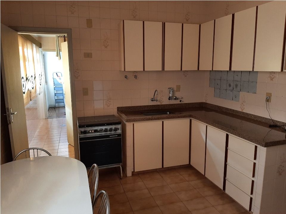 Venda de Apartamentos / Padrão na cidade de Araraquara