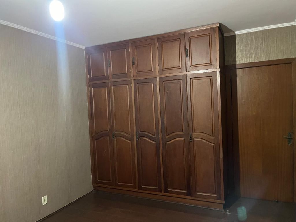 Locação de Casas / Sobrado na cidade de Araraquara