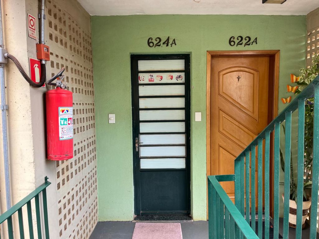 Venda de apartamentos / padrão na cidade de araraquara