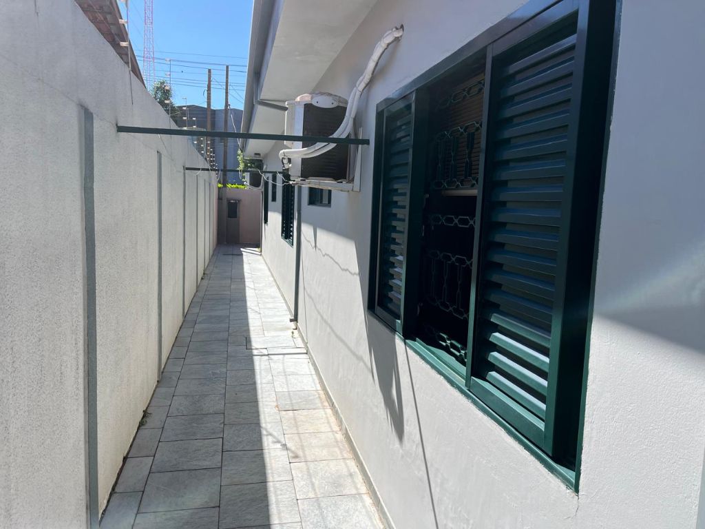 Venda de Casas / Padrão na cidade de Araraquara