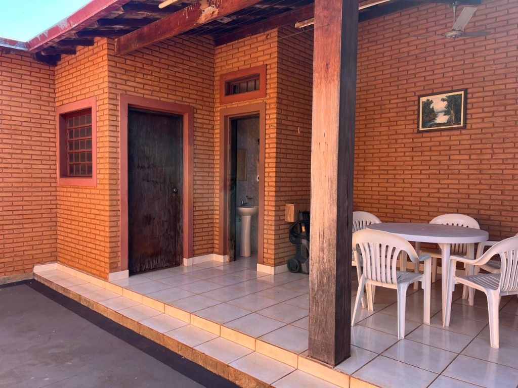 Venda de Casas / Padrão na cidade de Araraquara