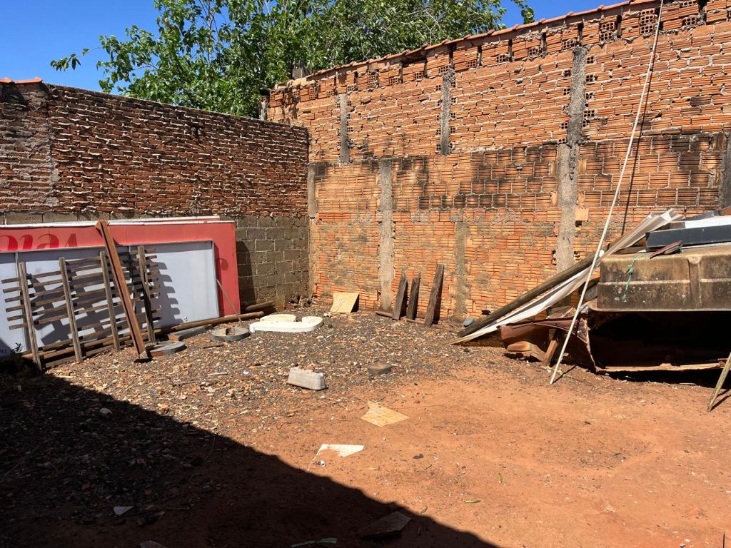 Casa padrão à venda em araraquara - vila xavier