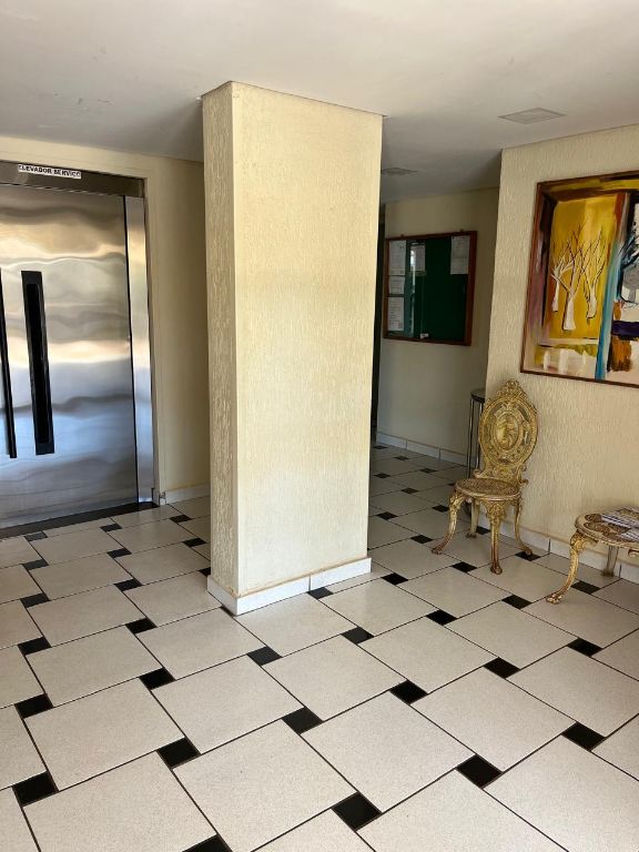 Venda de apartamentos / padrão na cidade de araraquara