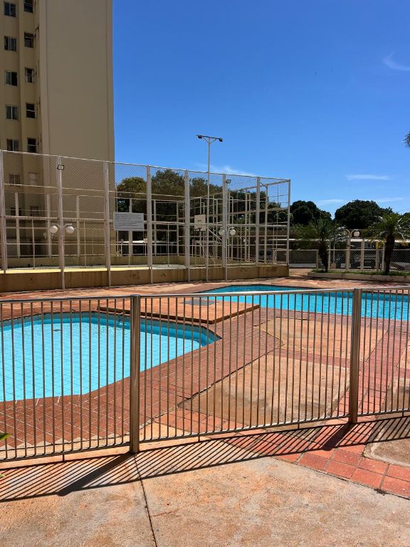 Venda de apartamentos / padrão na cidade de araraquara