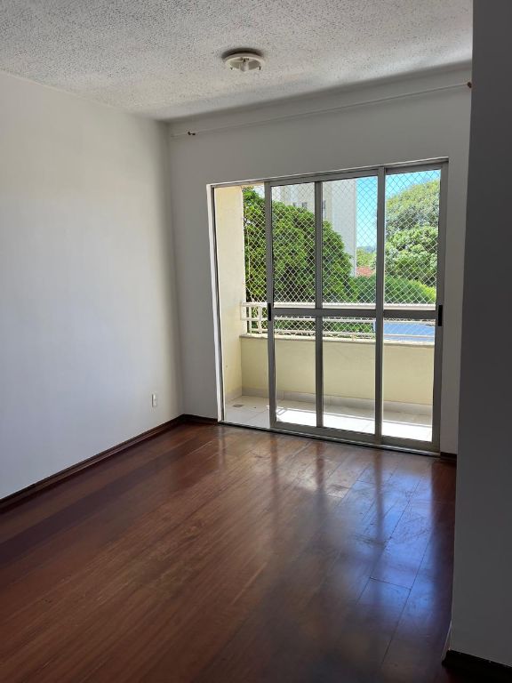 Venda de apartamentos / padrão na cidade de araraquara