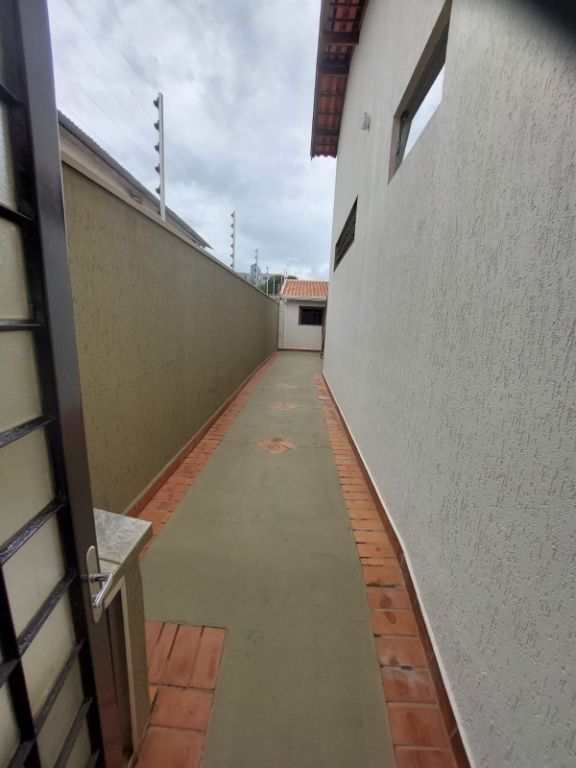 Casa Padrão à Venda no Centro de Araraquara - Imperdível!