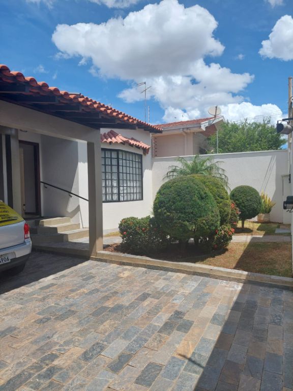Casa padrão à venda no centro de araraquara - imperdível!