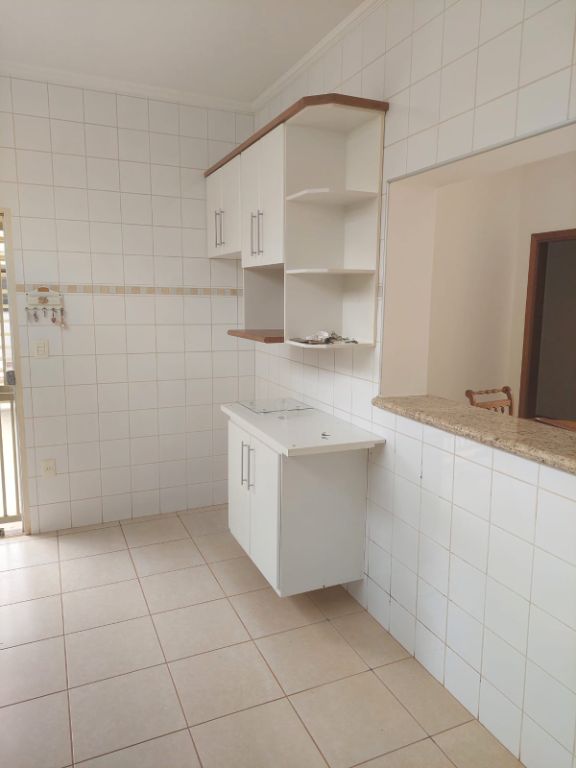 Casa Padrão à Venda no Centro de Araraquara - Imperdível!