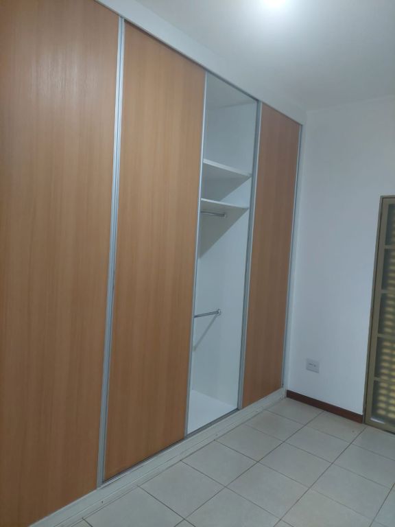 Casa Padrão à Venda no Centro de Araraquara - Imperdível!