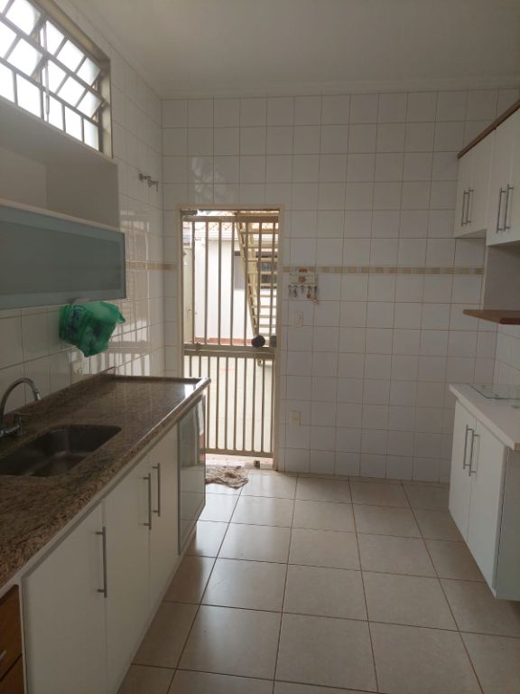 Casa padrão à venda no centro de araraquara - imperdível!