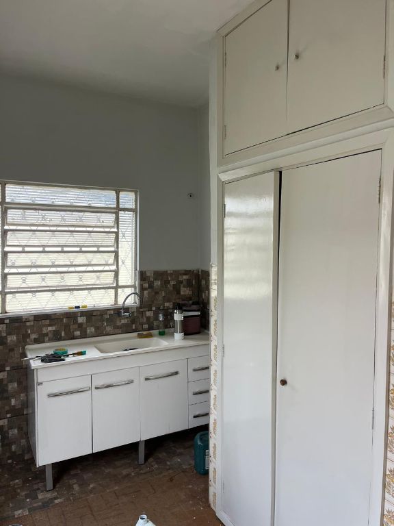 Locação de Casas / Padrão na cidade de Araraquara