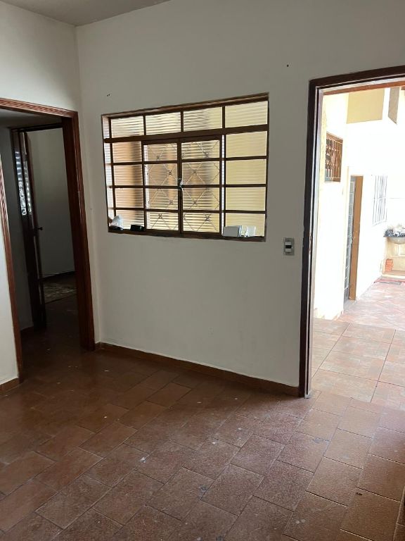 Venda de Casas / Padrão na cidade de Araraquara
