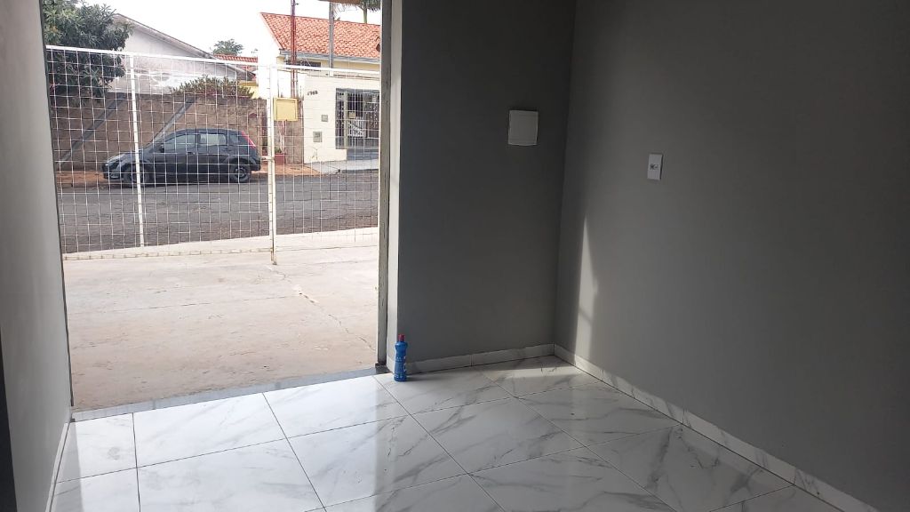 Locação de Comercial / Salão na cidade de Araraquara