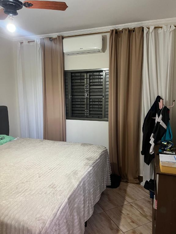 Venda de Casas / Padrão na cidade de Araraquara