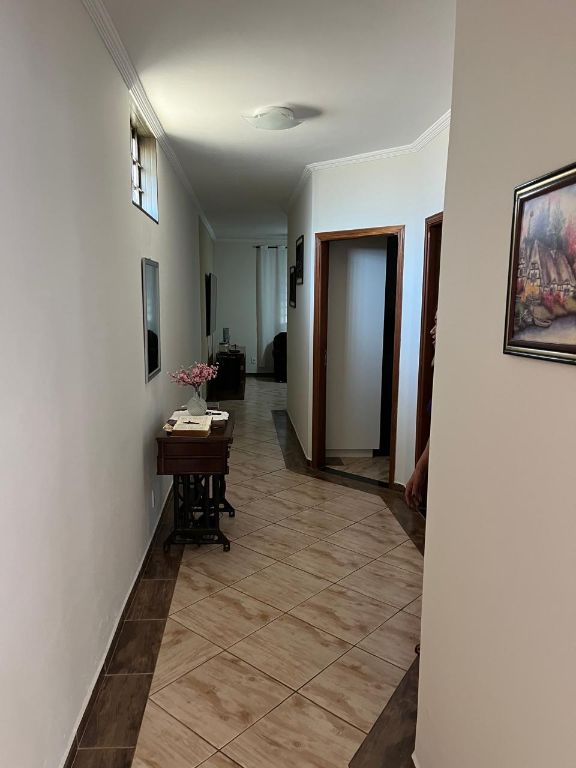 Venda de Casas / Padrão na cidade de Araraquara