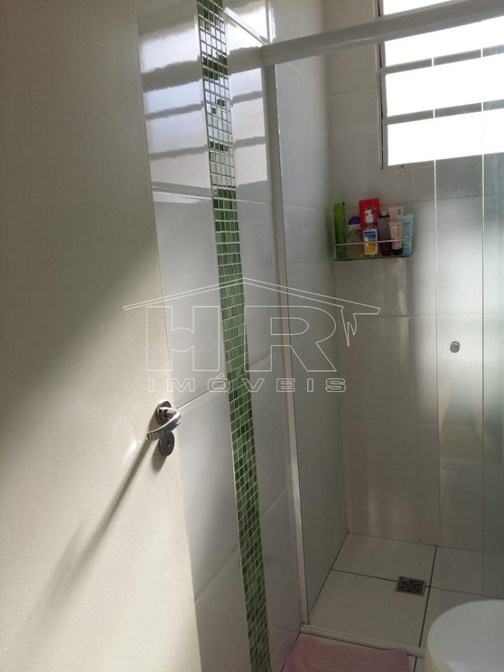 Venda de apartamentos / padrão na cidade de araraquara