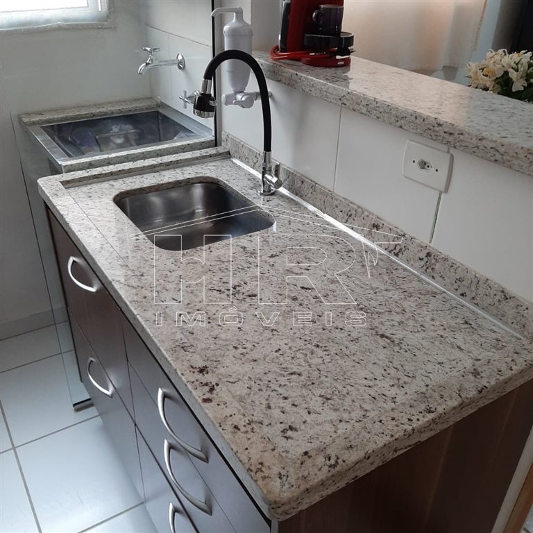 Venda de apartamentos / padrão na cidade de araraquara