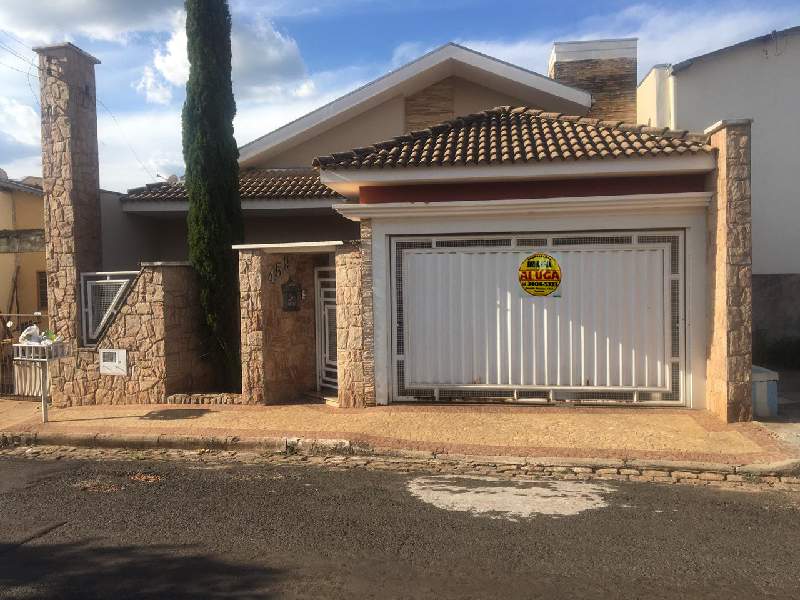 Casa à venda com 3 quartos no Parque Guaianazes, Tupã - Imobiliária Alfa