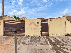 Casa de 90m² com 02 quartos para locação – Residencial Quinta das Castanheiras - Atlântida Imóveis