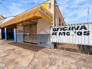 Barracão comercial de 230m² com copa e banheiro para locação – Stella Maris - Atlântida Imóveis
