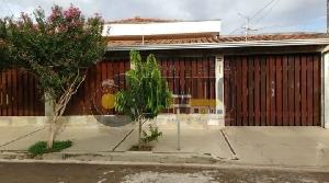 Casa 3 dorm./1 suíte para locação - Vila Brasília. - Imobiliária Devito